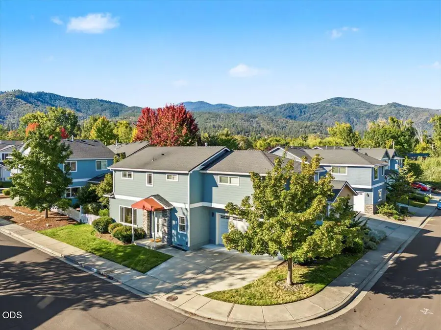 368 Meadow Drive, Ashland, OR 97520 - #2