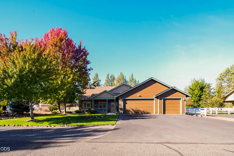 9325 16th Street, Terrebonne, OR 97760 - #2