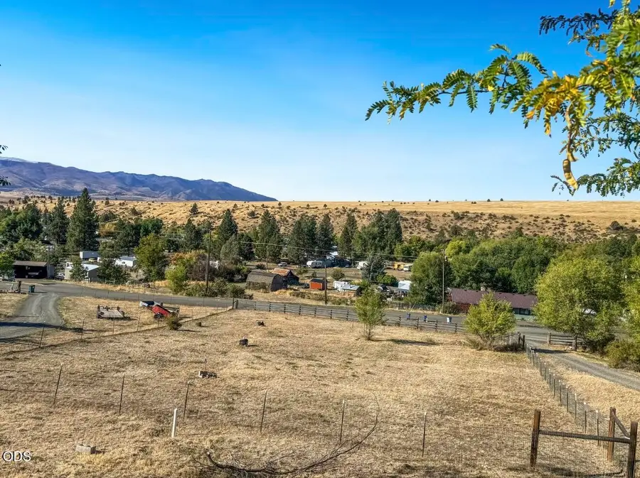645 N Washington Street, Prairie City, OR 97869 - #3