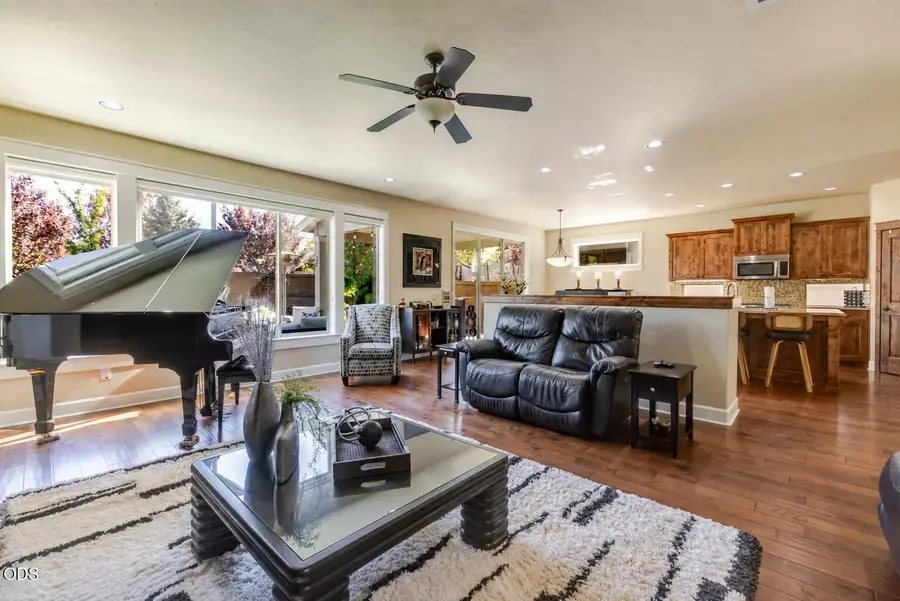61144 Manhae Lane, Bend, OR 97702 - #2