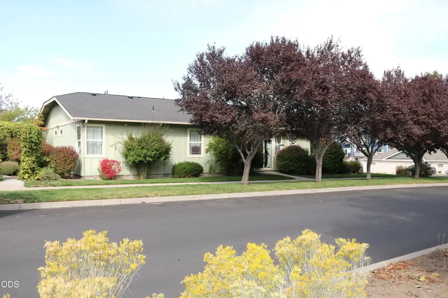 1015 NE Watt Way, Bend, OR 97701 - #2