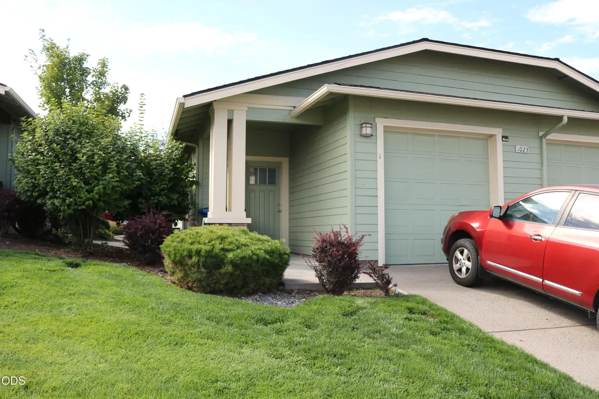1023 NE Watt Way, Bend, OR 97701 - #1
