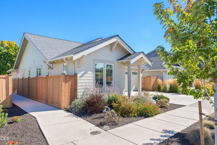 61158 SE Berkshire Way, Bend, OR 97702 - #3
