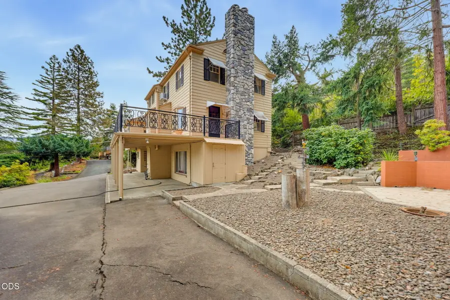 1395 Woodland Drive, Ashland, OR 97520 - #3