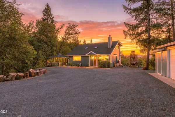 433 Hawksdale Drive, Grants Pass, OR 97526