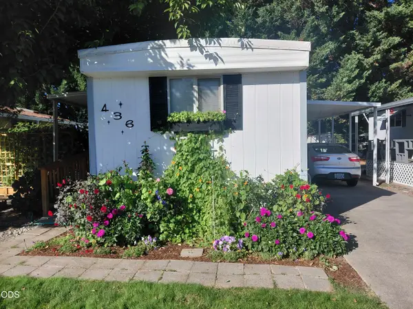 436 Ashwood Drive, Grants Pass, OR 97526