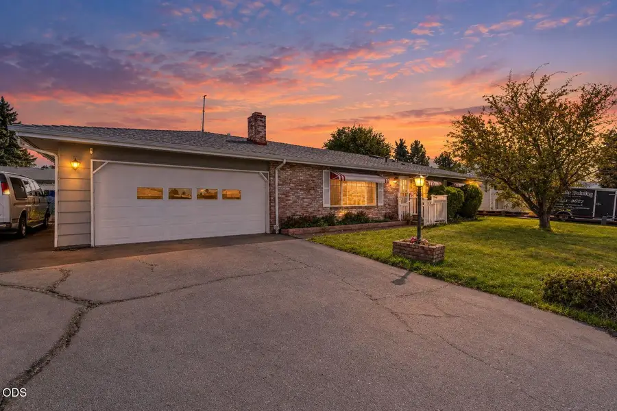 3219 Caroline Street, Klamath Falls, OR 97603 - #2