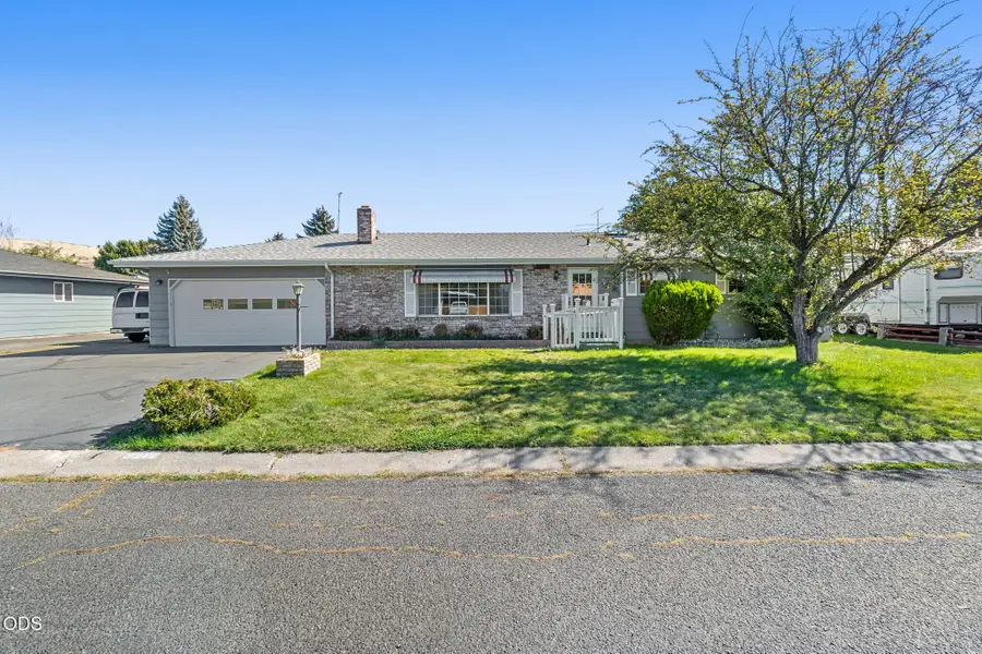 3219 Caroline Street, Klamath Falls, OR 97603 - #3