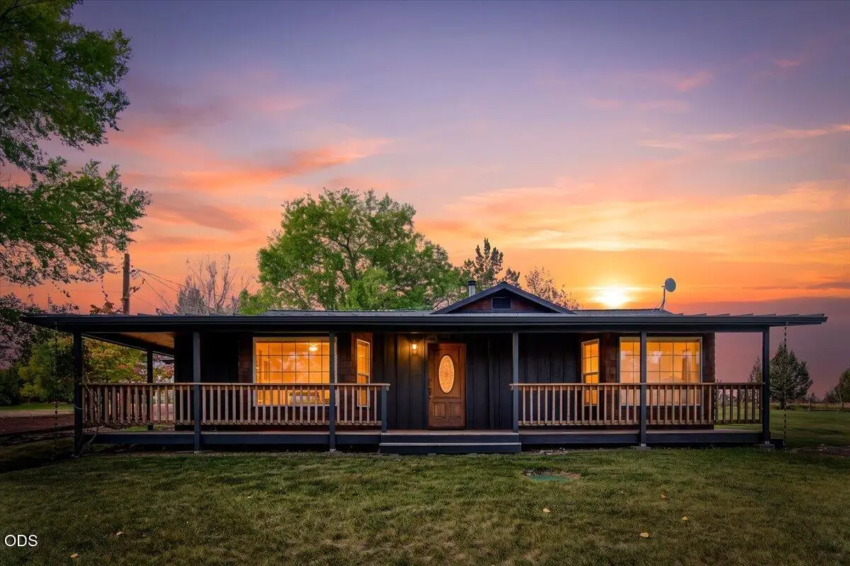 2097 NW Helmholtz Way, Redmond, OR 97756 - #1