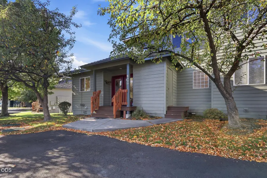 999 Golden Pheasant Drive, Redmond, OR 97756 - #3
