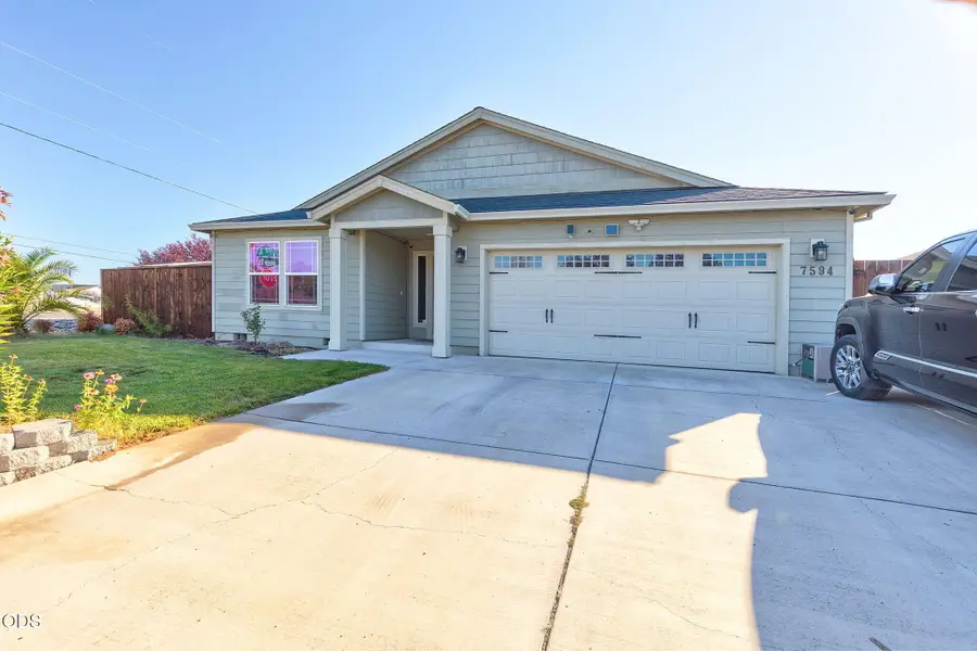 7594 27th Street, White City, OR 97503 - #3