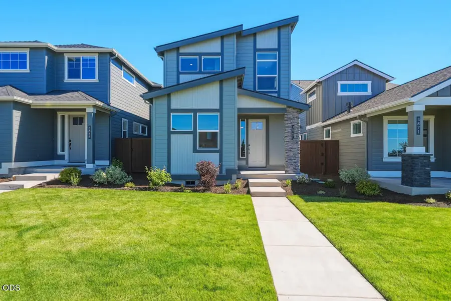 3887 NE Petrosa Avenue, Bend, OR 97701 - #2