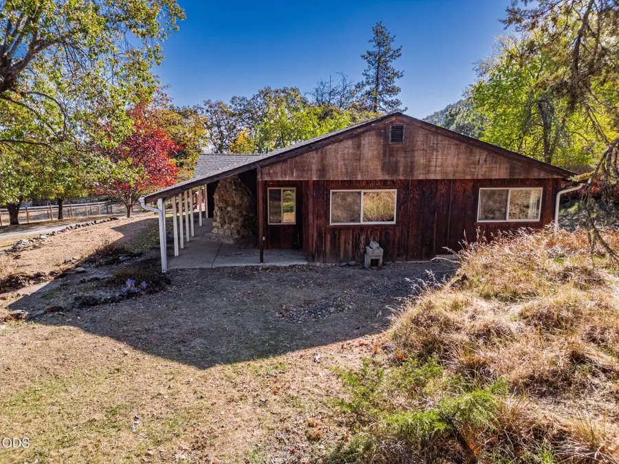 4754 Glen Echo Way, Central Point, OR 97502 - #2
