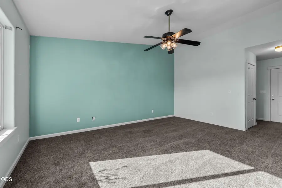 444 SW 28th Street, Redmond, OR 97756 - #3