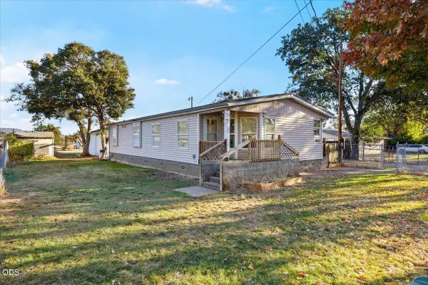 350 W Gregory Road, Central Point, OR 97502