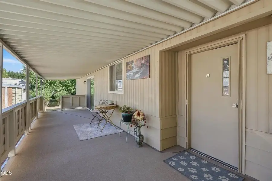 336 Beechwood Drive, Grants Pass, OR 97526 - #3