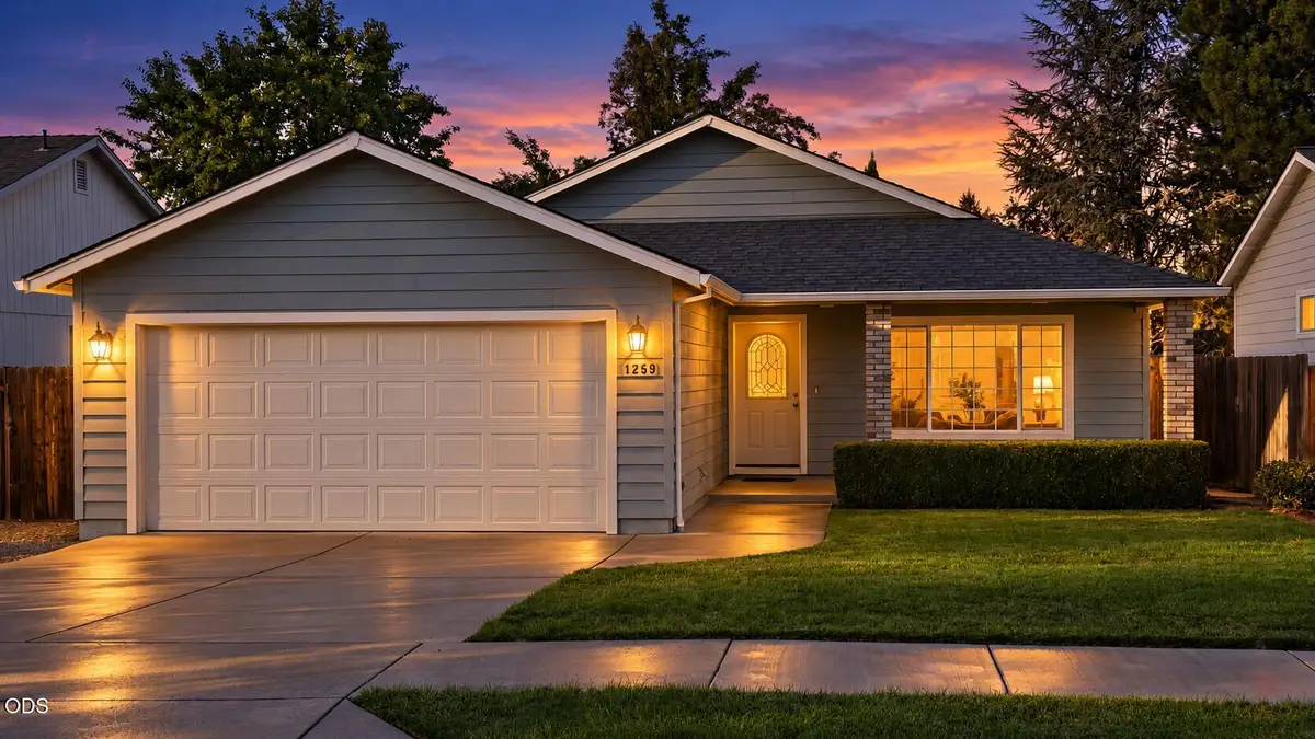 1259 Applegate Lane, Medford, OR 97501 - #1
