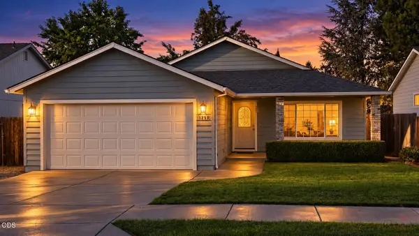 1259 Applegate Lane, Medford, OR 97501