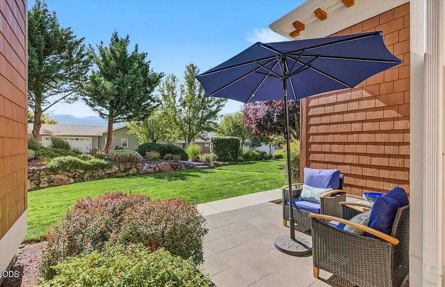 618 Fair Oaks Court, Ashland, OR 97520 - #3