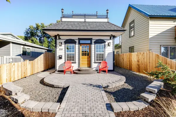 733 NE 3rd Street, Prineville, OR 97754