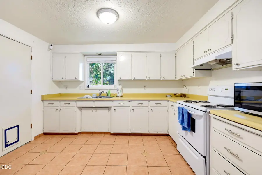 268 W Hersey Street, Ashland, OR 97520 - #3