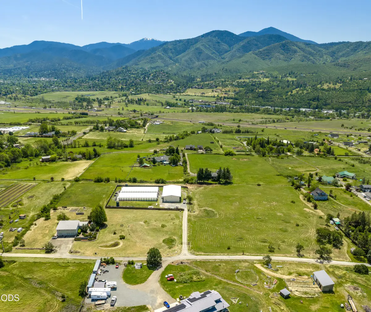 380 E Butler Lane, Ashland, OR 97520 - #1