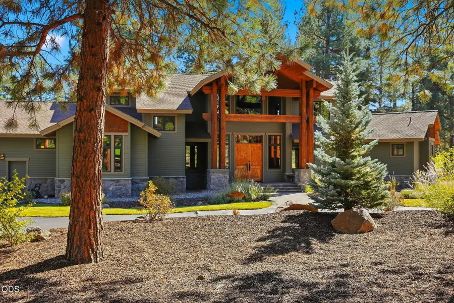 17111 Lady Caroline Drive, Sisters, OR 97759 - #2