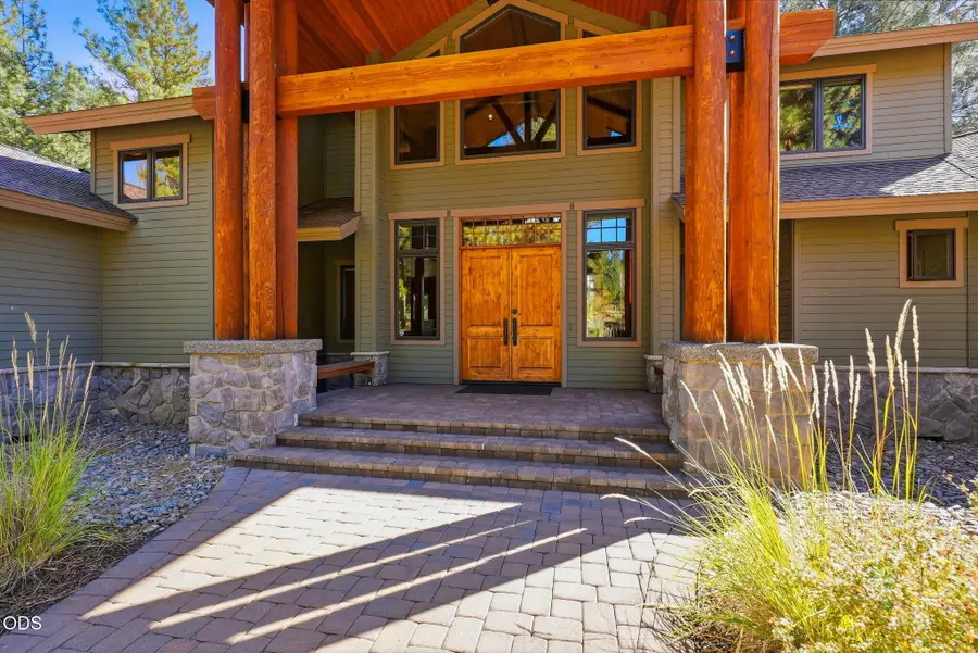 17111 Lady Caroline Drive, Sisters, OR 97759 - #3