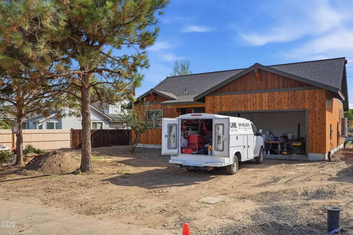 1082 NW 10th Street, Prineville, OR 97754 - #1