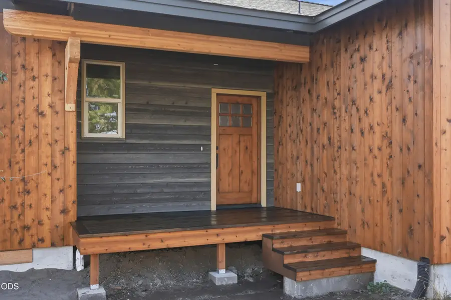 1082 NW 10th Street, Prineville, OR 97754 - #3