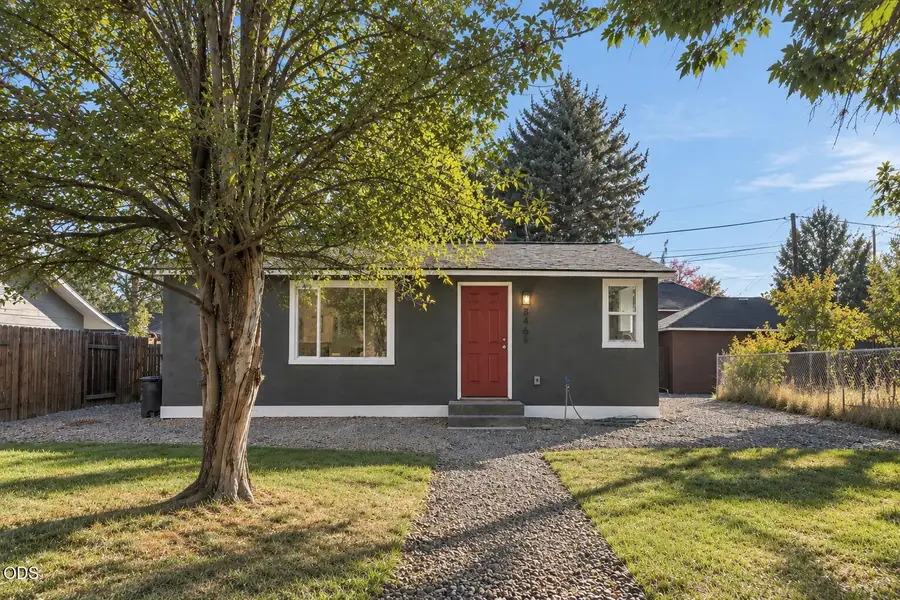 346 SW 12th Street, Redmond, OR 97756 - #2