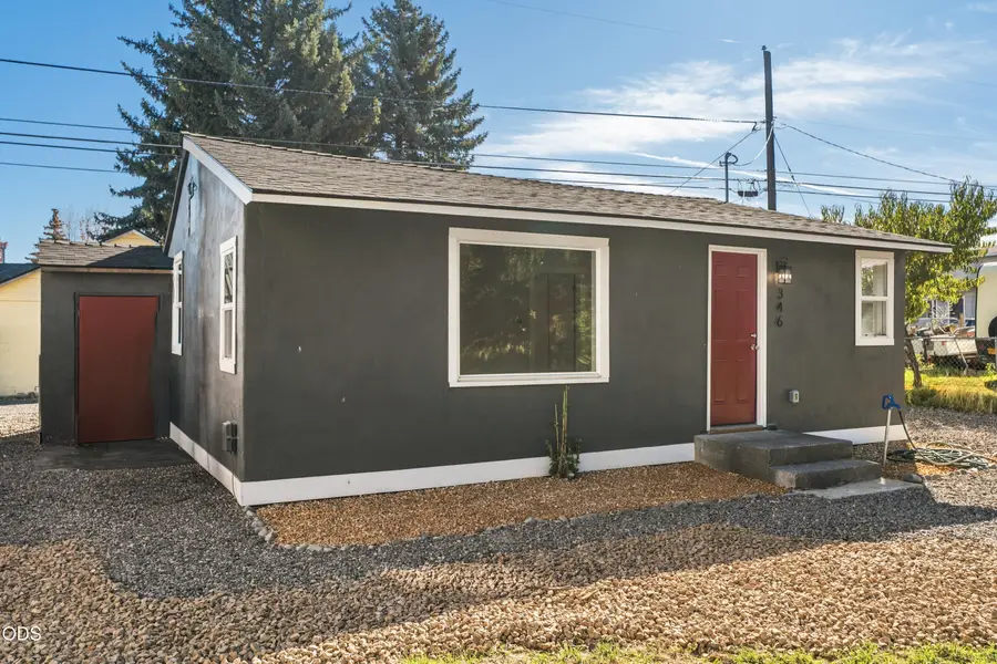 346 SW 12th Street, Redmond, OR 97756 - #3