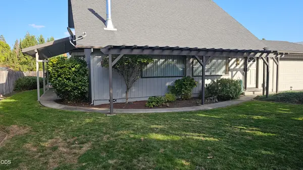 1905 SW Colorado Lane, Grants Pass, OR 97527