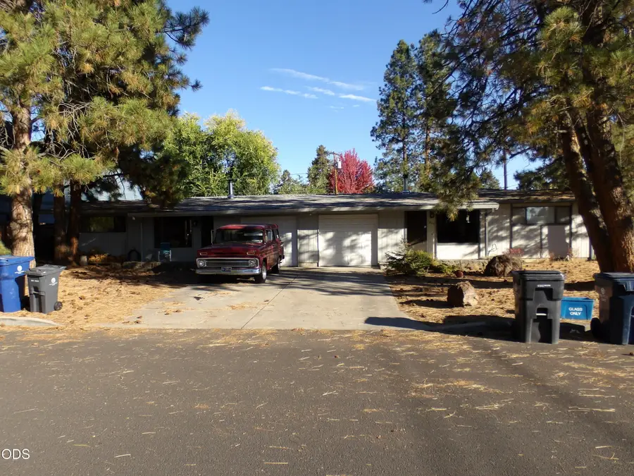 1204 NW Ithaca Avenue, Bend, OR 97703 - #3