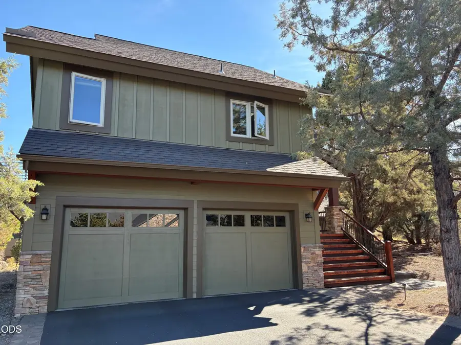 500 Highland Meadow Loop, Redmond, OR 97756 - #2