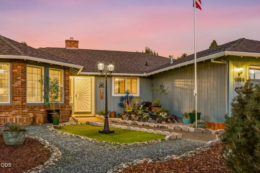 1896 Canyon Avenue, Medford, OR 97504 - #2