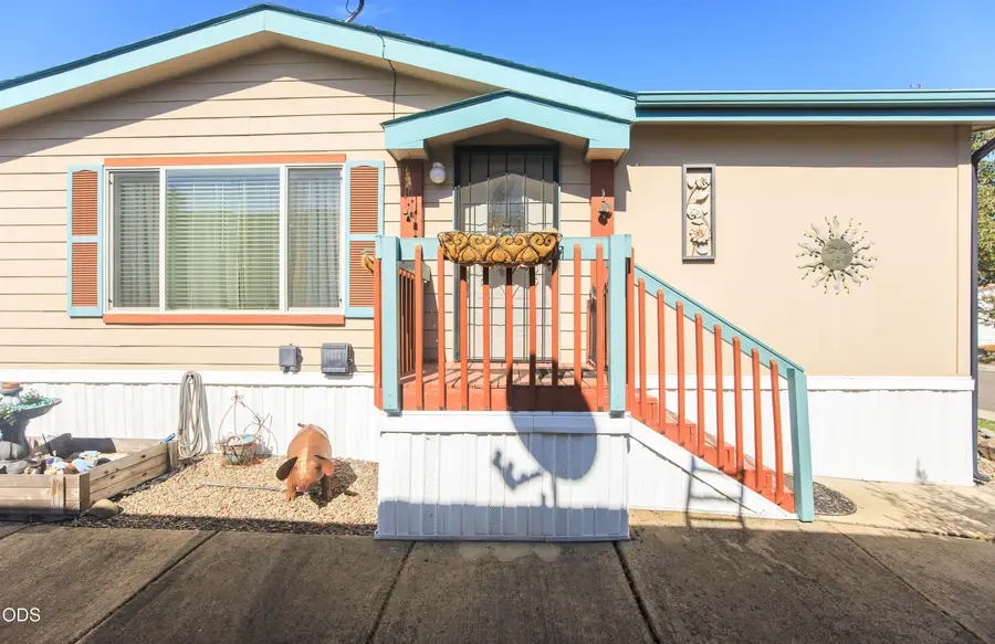 10 E South Stage Road #SPC 505, Medford, OR 97501 - #3