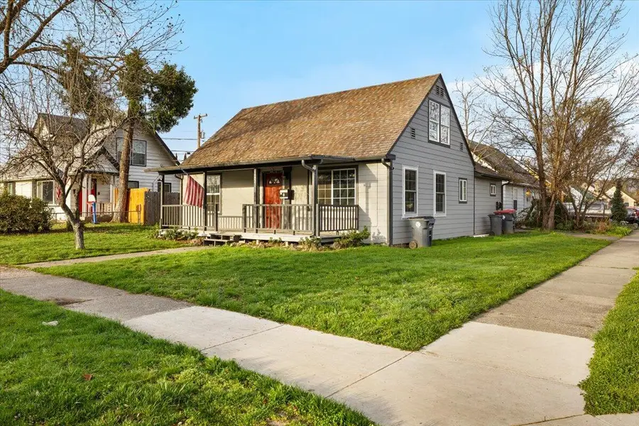 415 Summit Avenue, Medford, OR 97501 - #2