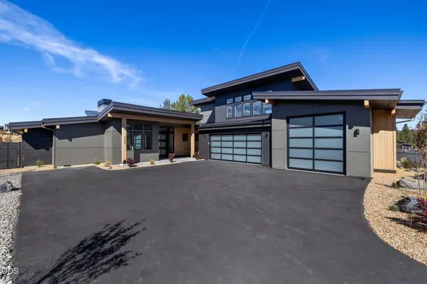 3142 NW Crossing Drive #227, Bend, OR 97703