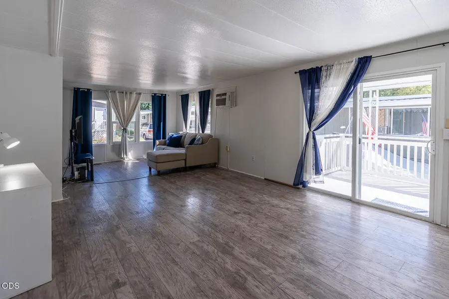 1246 2nd Avenue #7, Gold Hill, OR 97525 - #2