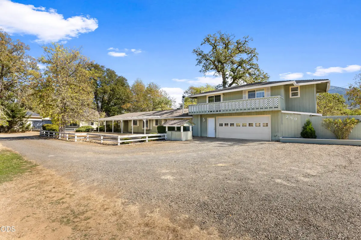 259 Queens Branch Road, Rogue River, OR 97537 - #1