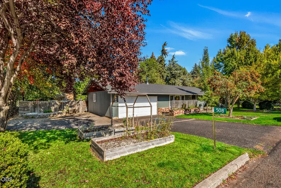 508 NE Lafayette Avenue, Bend, OR 97701 - #2