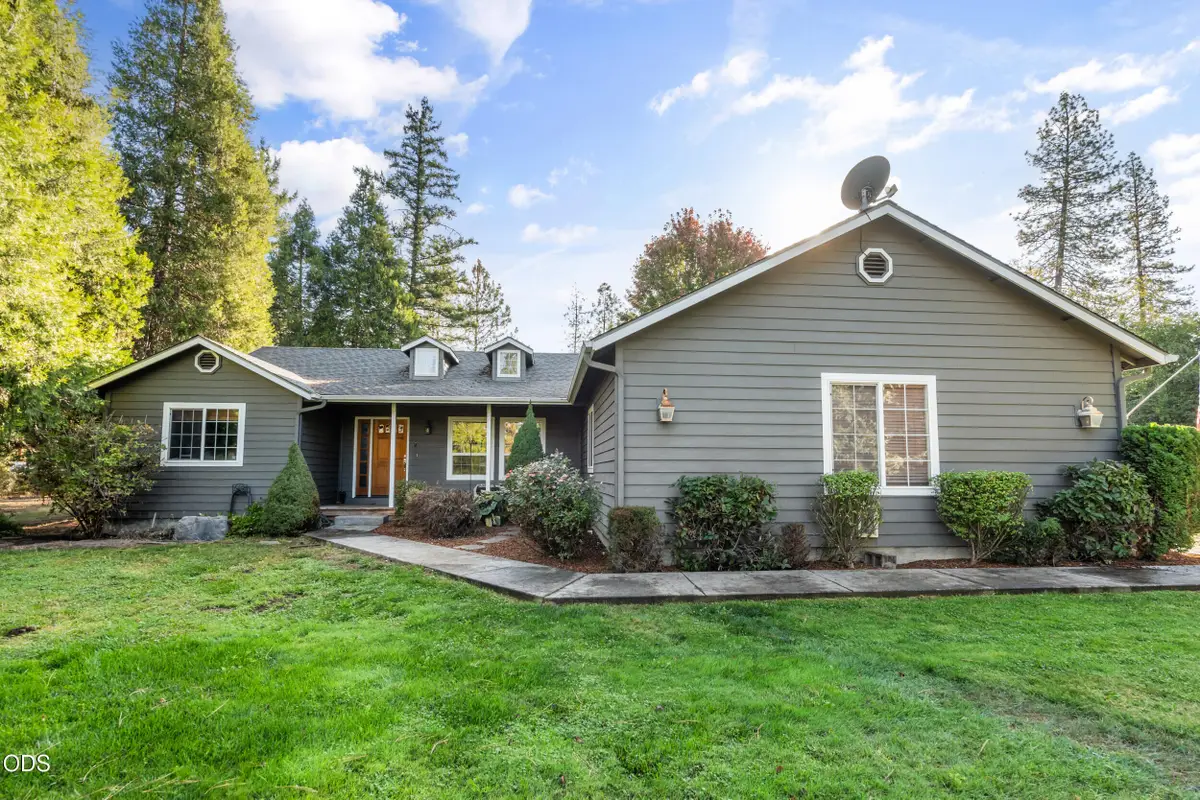 7616 Monument Drive, Grants Pass, OR 97526 - #1