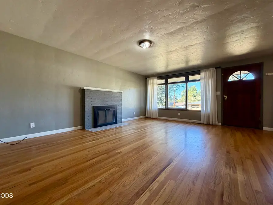 330 Donald Street, Klamath Falls, OR 97601 - #3