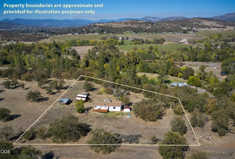 811 Riley Road, Eagle Point, OR 97524 - #2
