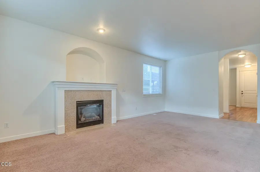 828 NE Locksley Drive, Bend, OR 97701 - #3