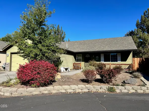 3348 NE Hoona Drive, Bend, OR 97701