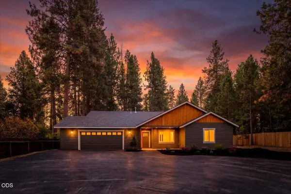 19241 Indian Summer Road, Bend, OR 97702