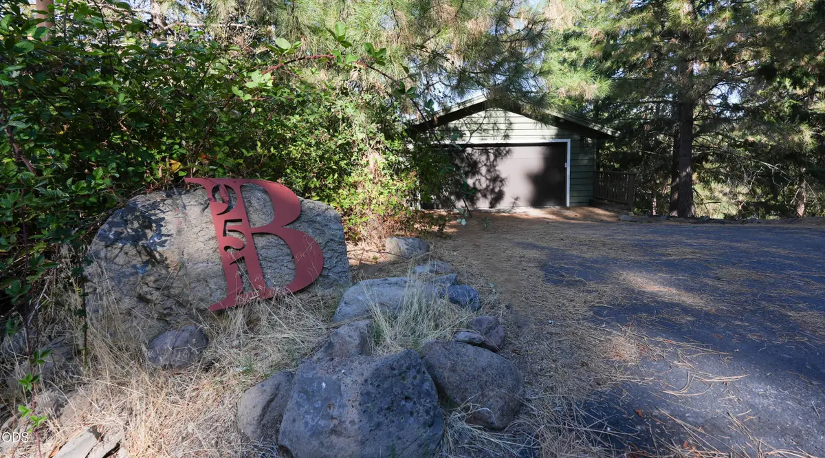 951 Ponderosa Drive, Klamath Falls, OR 97601 - #1