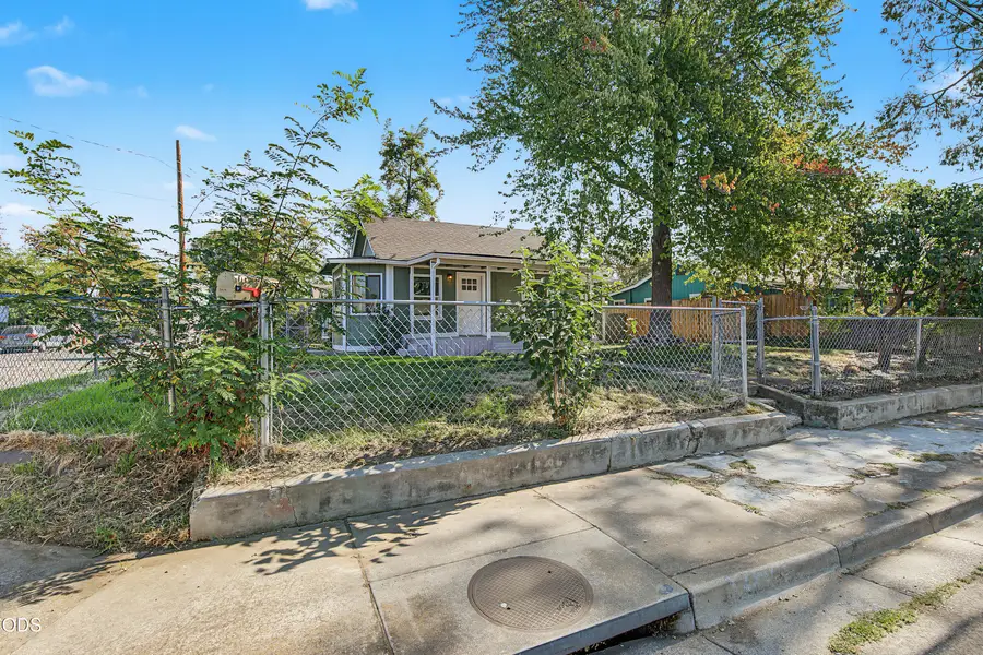 714 Narregan Street, Medford, OR 97501 - #3